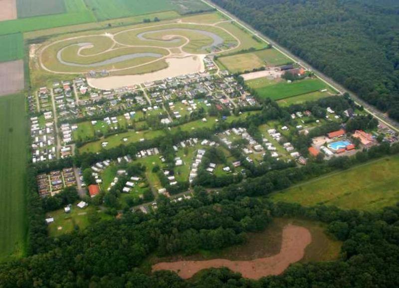 Stacaravan Huren In Het Hart Van Bosrijk Drenthe Op Recreatiepark De Tien Heugten Schoonloo Екстер'єр фото